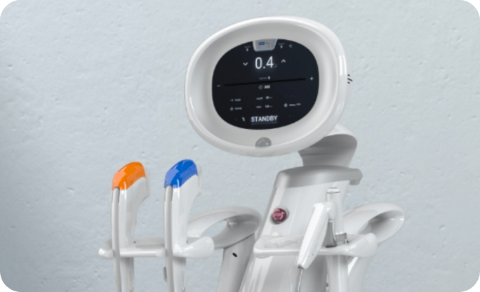 Aesthetic medical device with dual handpieces and digital control display