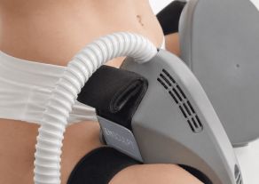 Emsculpt NEO body treatment at Lijin Clinic